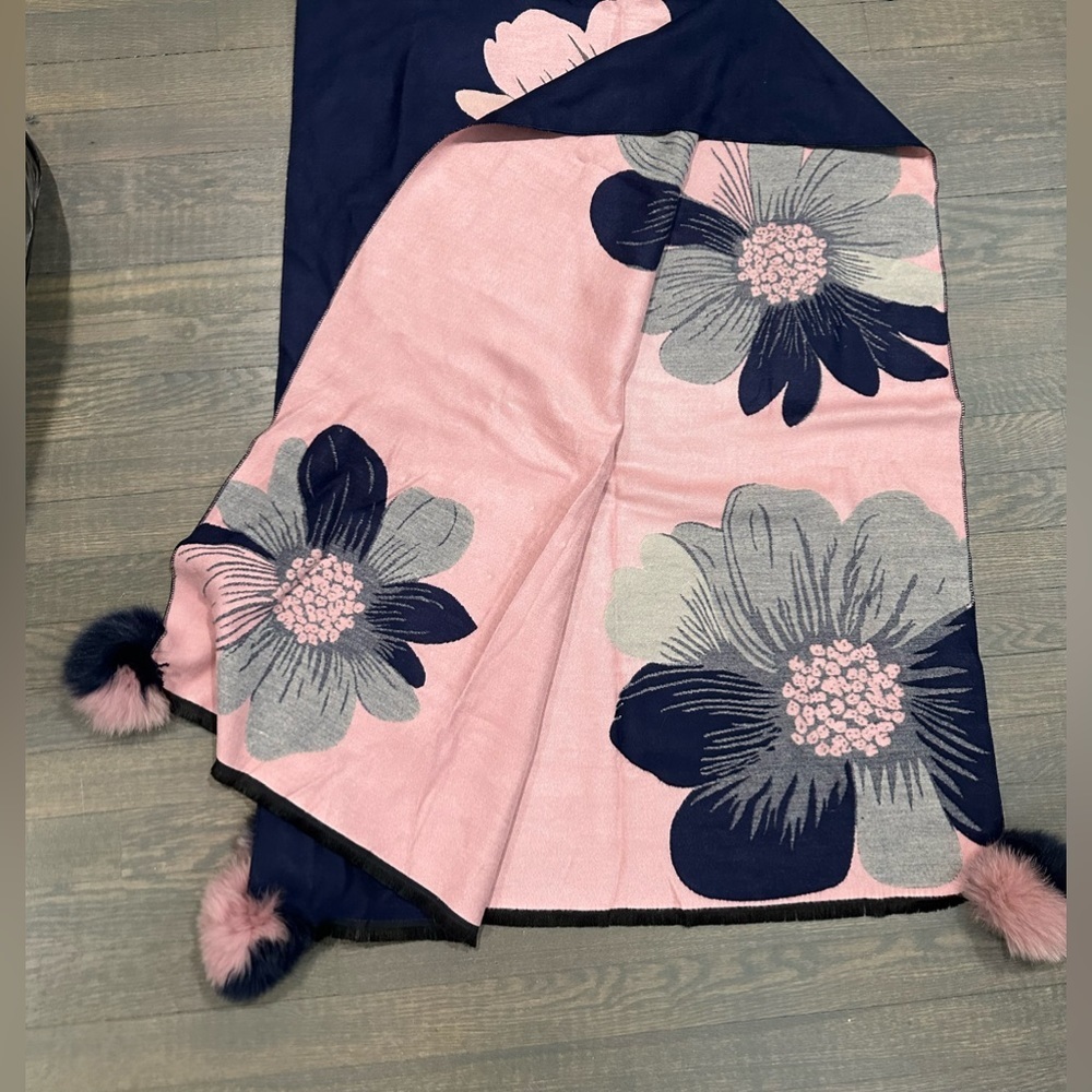 Reversible scarf pink / navy beautiful accents